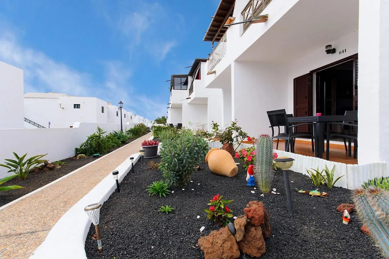 Apartamento Los Morales contacts